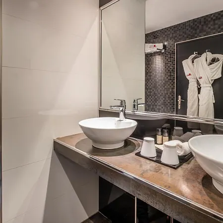 Hotel L'empire - Louvre Paris