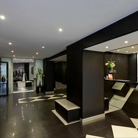 Hotel L'empire - Louvre 4*