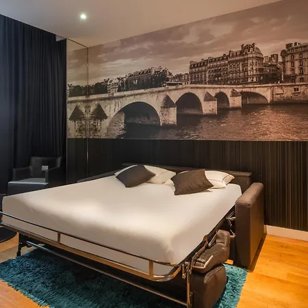 L'empire - Louvre Hotel
