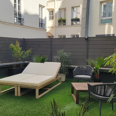 L'empire - Louvre Hotel 4*