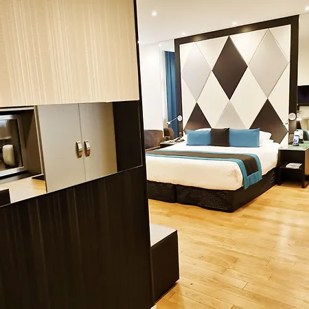 L'empire - Louvre 4* Paris