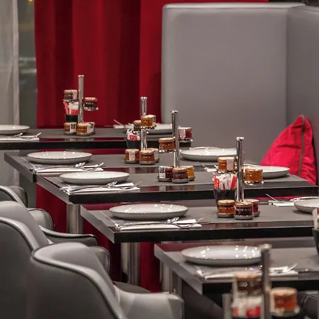 L'empire - Louvre 4* باريس