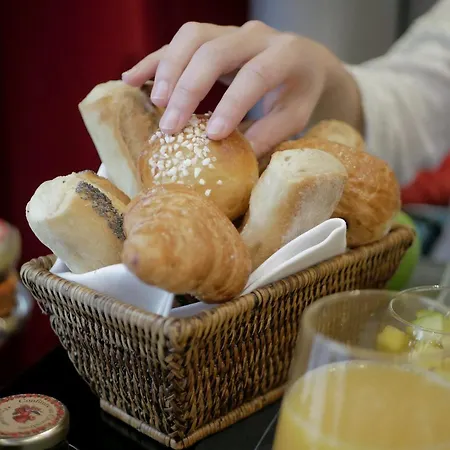 Hotell L'empire - Louvre Paris