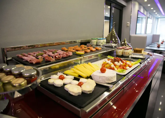 Hotel L'empire - Louvre 4*