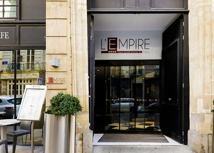 L'empire - Louvre 4* París