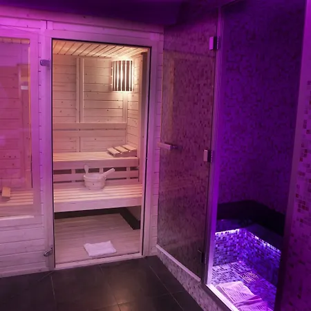 L'empire - Louvre Otel Paris