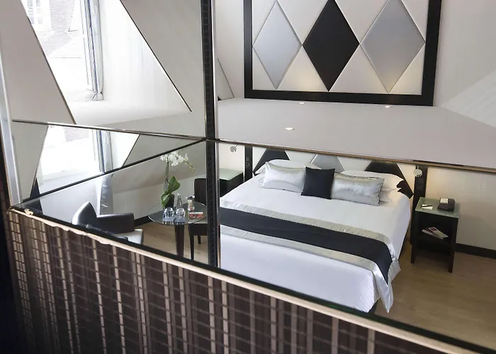 L'empire 4*
